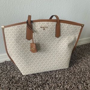 Brand New White Michael Kros Bag!